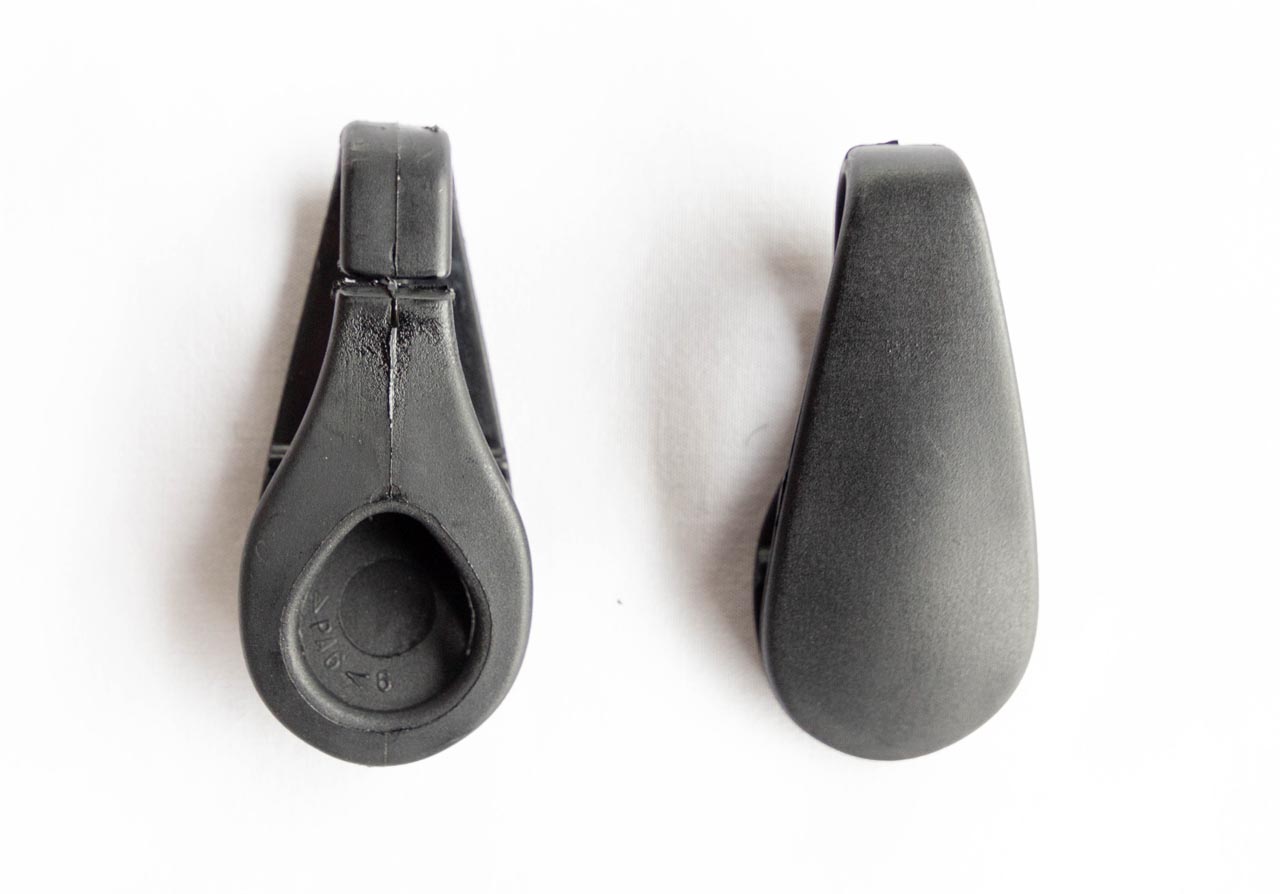Black plastic hooks (our product code LLN4)